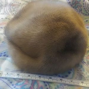 Marche mink hat.  Excellent shape